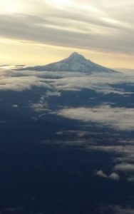 mt-hood-flying-home-oct-3-2016