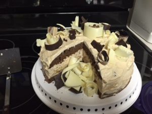 Tiramisu cake round